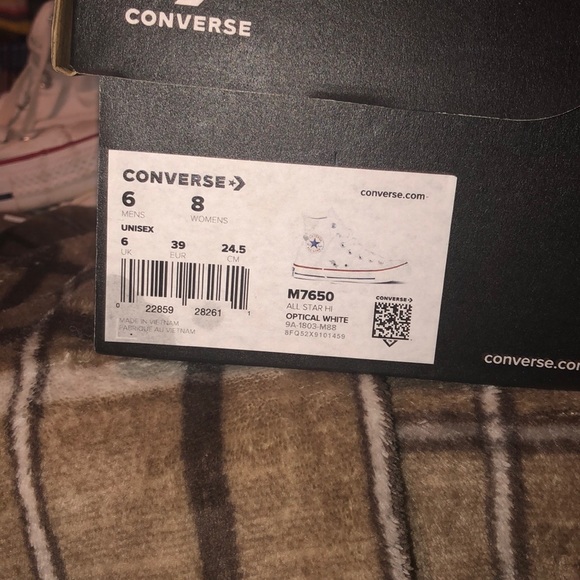Converse - Picture 4 of 4
